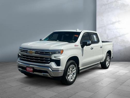 Crystal White Tricoat 2025 Chevrolet Silverado 1500 LTZ