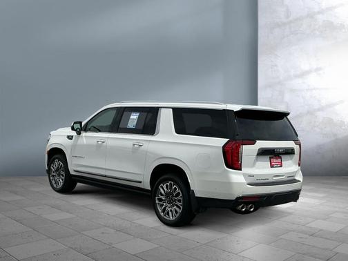 White Frost Tricoat 2024 GMC Yukon XL Denali Ultimate