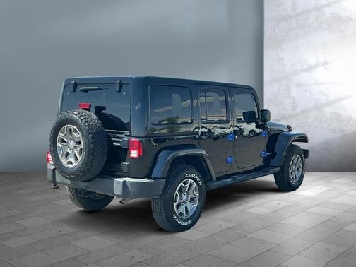 Black Clearcoat 2016 Jeep Wrangler Unlimited Rubicon
