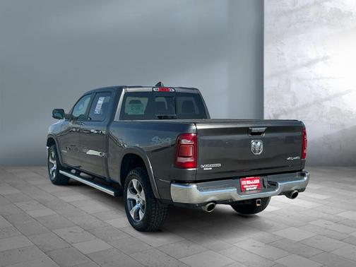 Granite Crystal Metallic Clearcoat 2020 RAM 1500 Laramie
