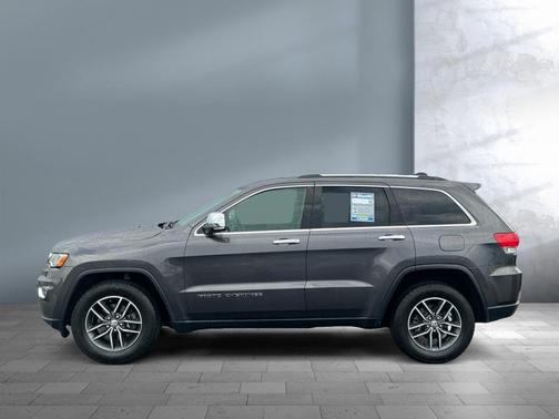 Granite Crystal Metallic Clearcoat 2018 Jeep Grand Cherokee Limited