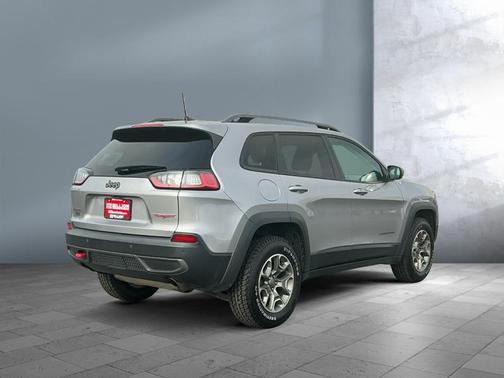 2020 Jeep Cherokee Trailhawk