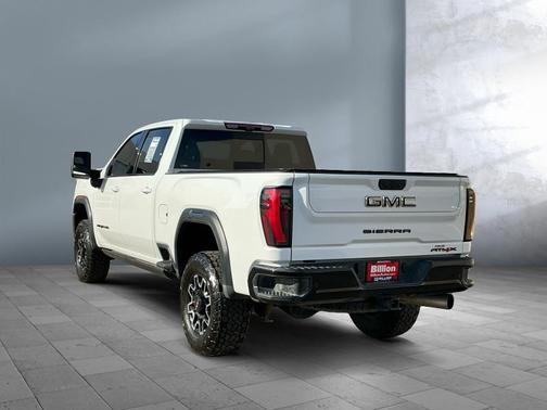 2024 GMC Sierra 2500 AT4