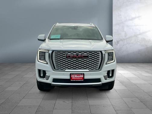 Summit White 2022 GMC Yukon XL Denali
