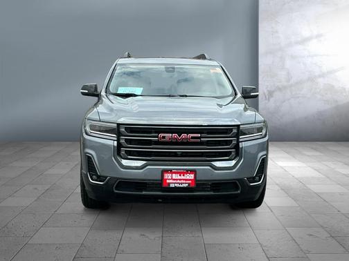2022 GMC Acadia AWD AT4