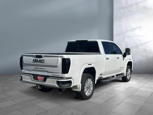 2021 GMC Sierra 2500 Denali