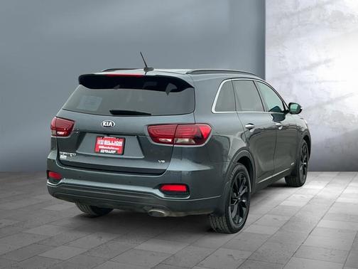 2019 Kia Sorento S