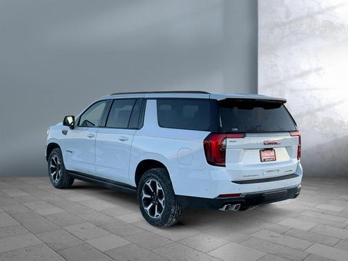 2026 GMC Yukon XL 4WD AT4