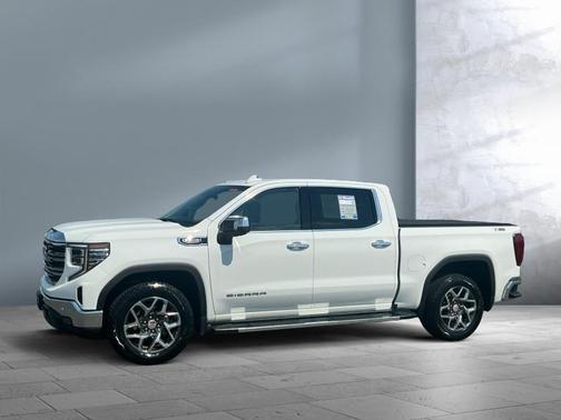 Summit White 2023 GMC Sierra 1500 SLT
