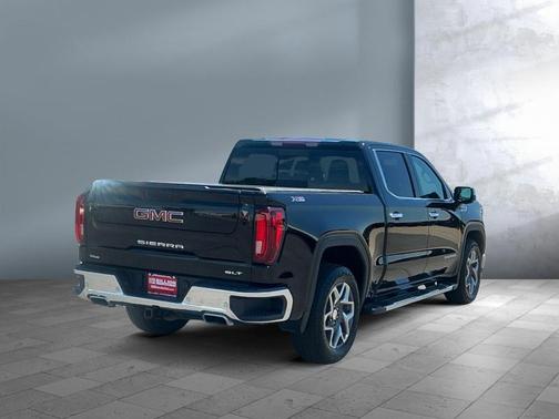 Onyx Black 2025 GMC Sierra 1500 SLT