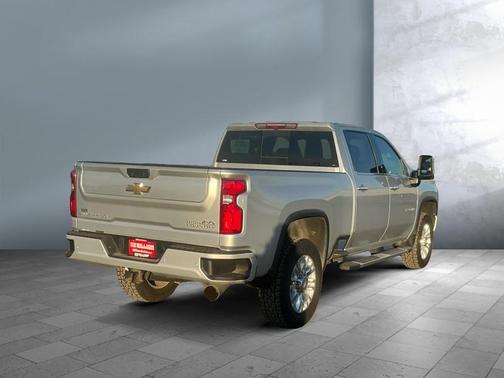 2023 Chevrolet Silverado 2500 High Country