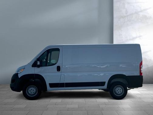 Bright White Clearcoat 2025 RAM ProMaster 2500 Tradesman