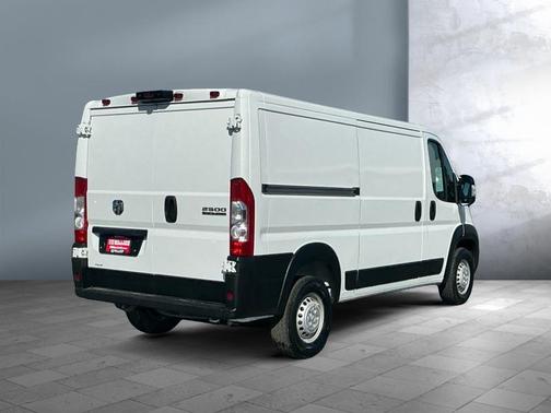 Bright White Clearcoat 2025 RAM ProMaster 2500 Tradesman