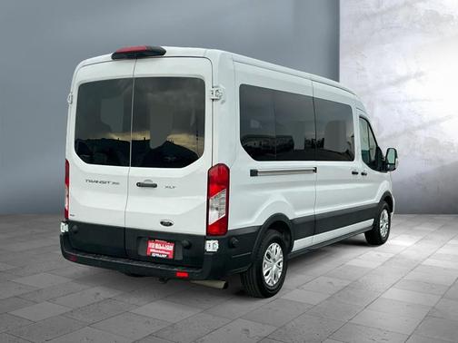 2024 Ford Transit-350 XLT
