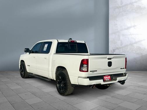 Bright White Clearcoat 2021 RAM 1500 Big Horn/Lone Star