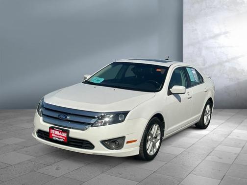 White 2011 Ford Fusion SEL