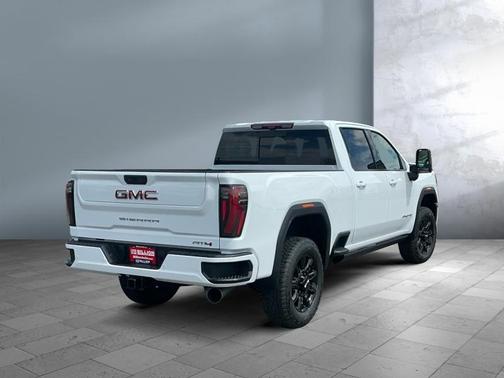 2026 GMC Sierra 2500 AT4