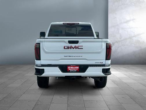 2026 GMC Sierra 2500 AT4