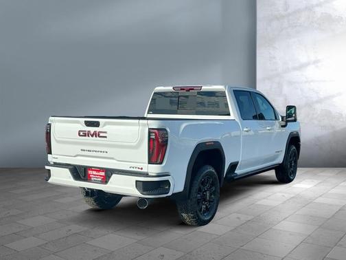 2026 GMC Sierra 2500 AT4