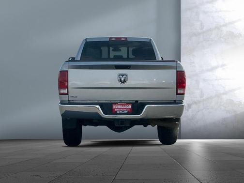 2018 RAM 2500 Big Horn Crew Cab 4x4 6'4' Box