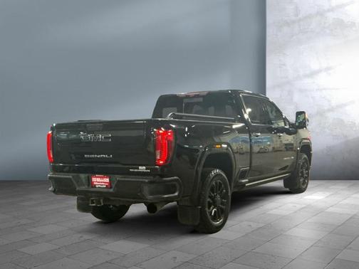 2021 GMC Sierra 2500 Denali