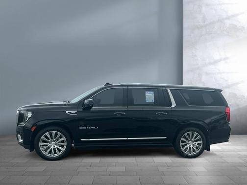 Onyx Black 2023 GMC Yukon XL Denali