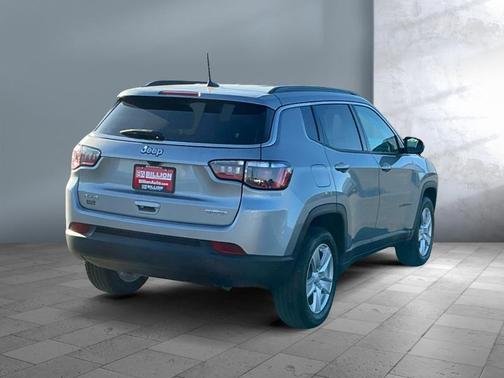 Billet Silver Metallic Clearcoat 2022 Jeep Compass Latitude