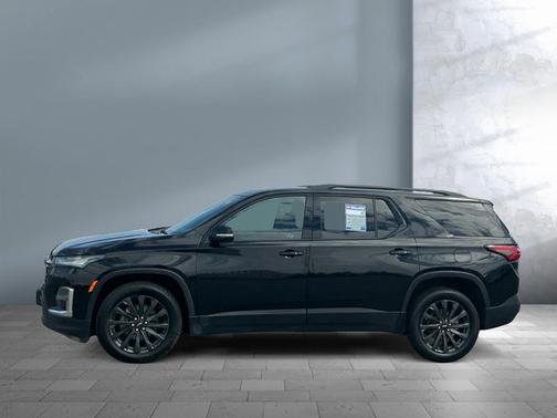 Mosaic Black Metallic 2023 Chevrolet Traverse RS