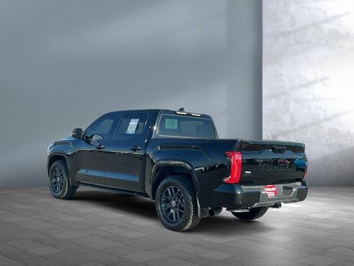 2024 Toyota Tundra Hybrid Platinum
