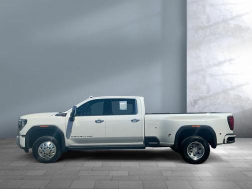 2025 GMC Sierra 3500 Denali