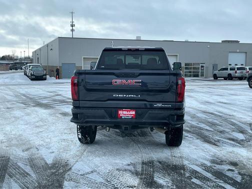 2024 GMC Sierra 2500 Denali