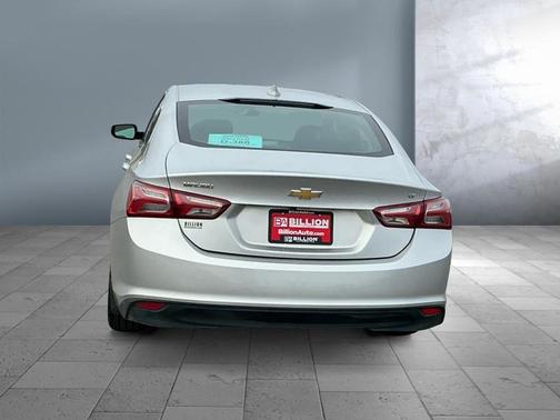 2021 Chevrolet Malibu FWD LT