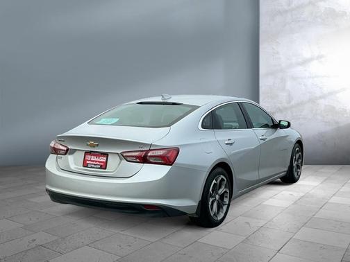 2021 Chevrolet Malibu FWD LT