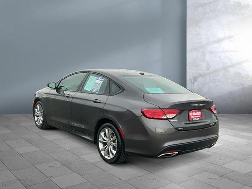 Granite Crystal Metallic Clearcoat 2015 Chrysler 200 S