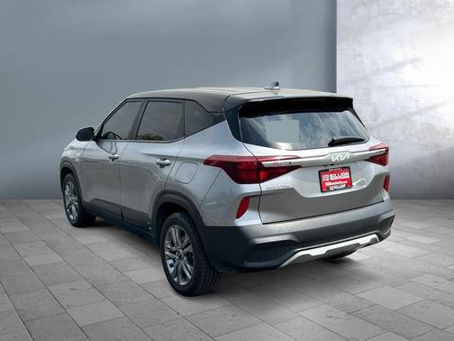 Steel Gray 2022 Kia Seltos LX