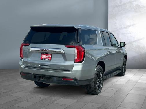 Sterling Metallic 2024 GMC Yukon XL SLE