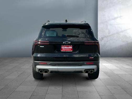 Mosaic Black Metallic 2024 Chevrolet Traverse AWD Z71