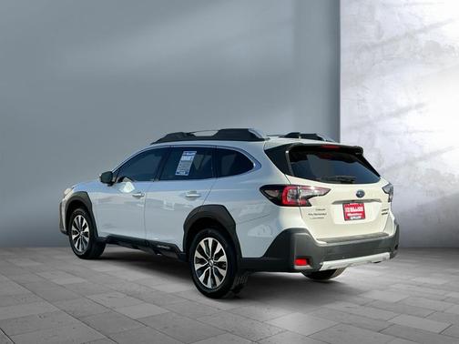 2023 Subaru Outback Touring XT
