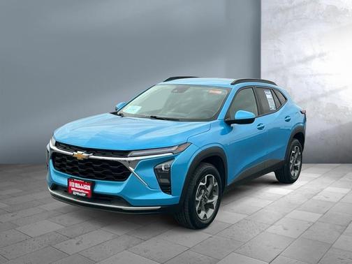 Marina Blue Metallic 2025 Chevrolet Trax LT