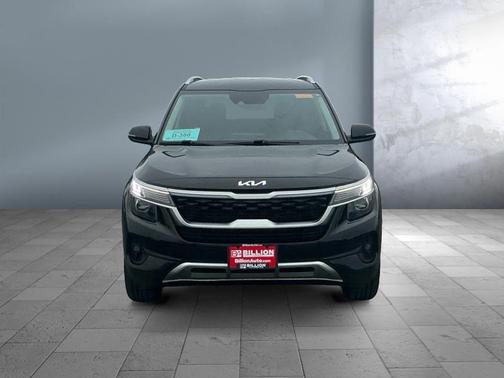 Cherry Black 2022 Kia Seltos S