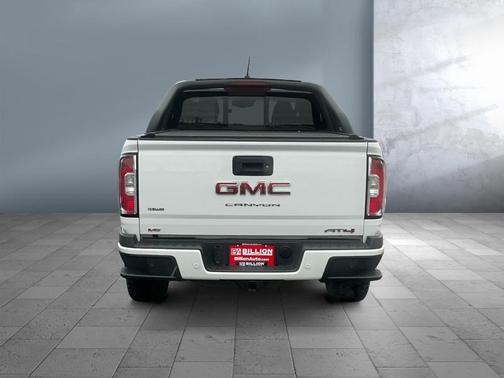 2021 GMC Canyon AT4