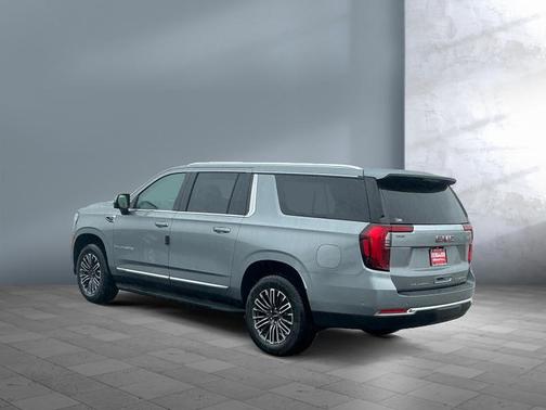 Sterling Metallic 2026 GMC Yukon XL 4WD Elevation