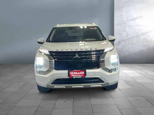 2022 Mitsubishi Outlander SEL