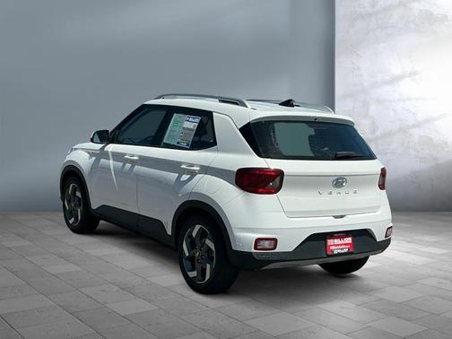 2022 Hyundai VENUE SEL
