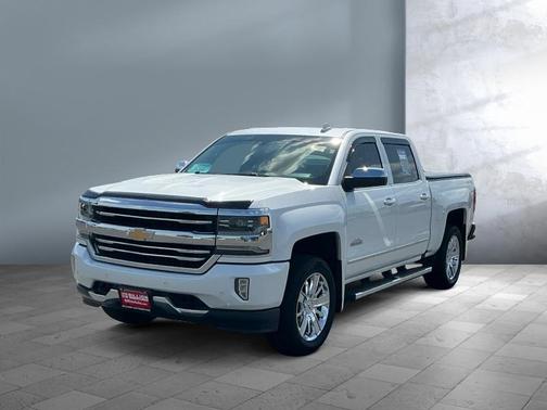 Iridescent Pearl Tricoat 2017 Chevrolet Silverado 1500 High Country