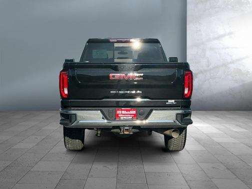 2022 GMC Sierra 2500 SLT