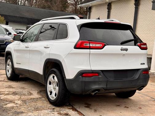 2014 Jeep Cherokee Sport