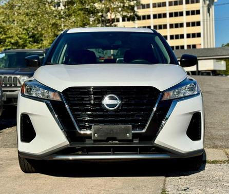 2023 Nissan Kicks S