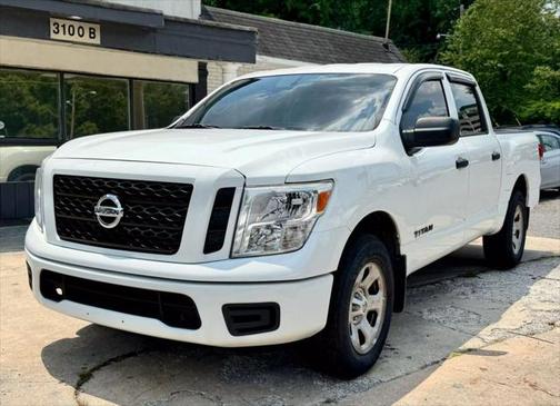 2017 Nissan Titan S