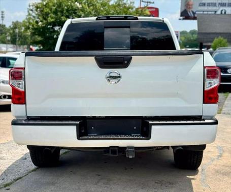 2017 Nissan Titan S
